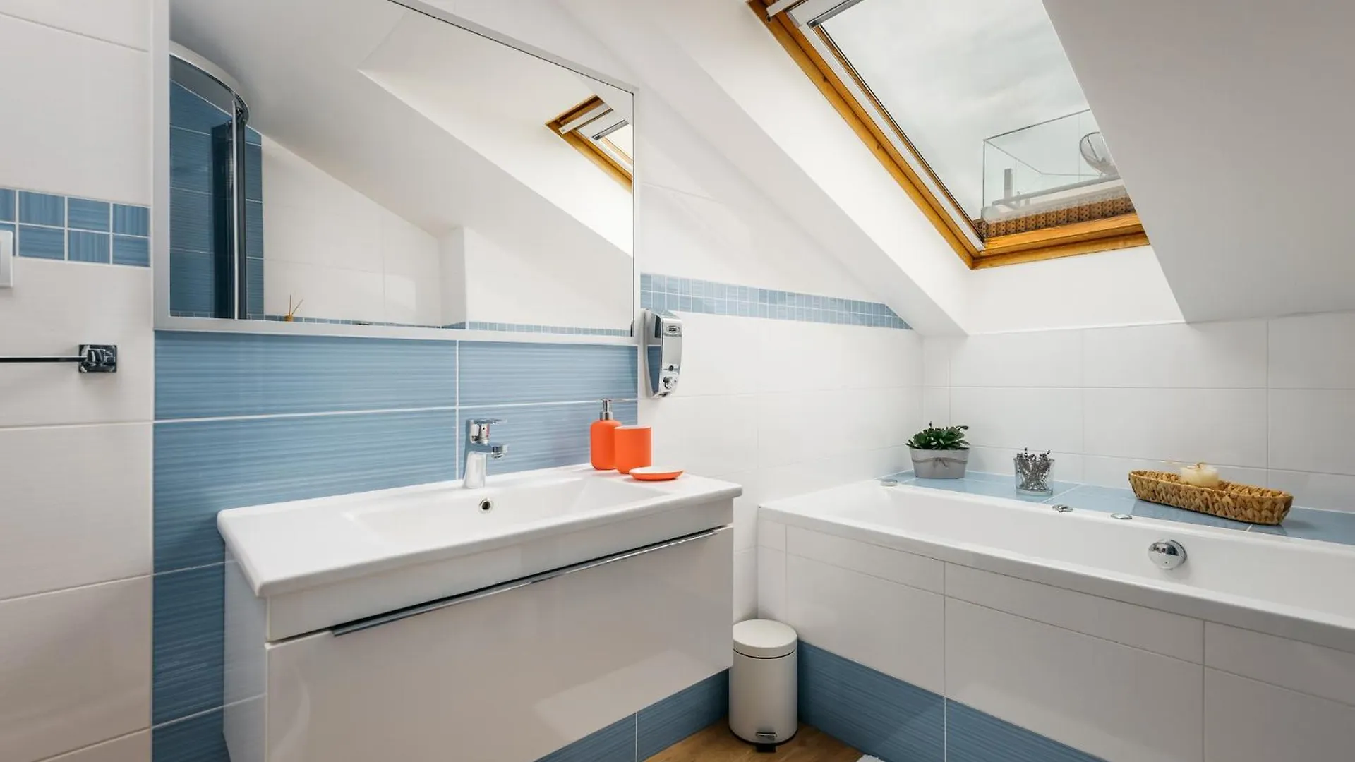 Mia Cozy Apartment With Prague Castle View, Parking & Ac Tsjechië